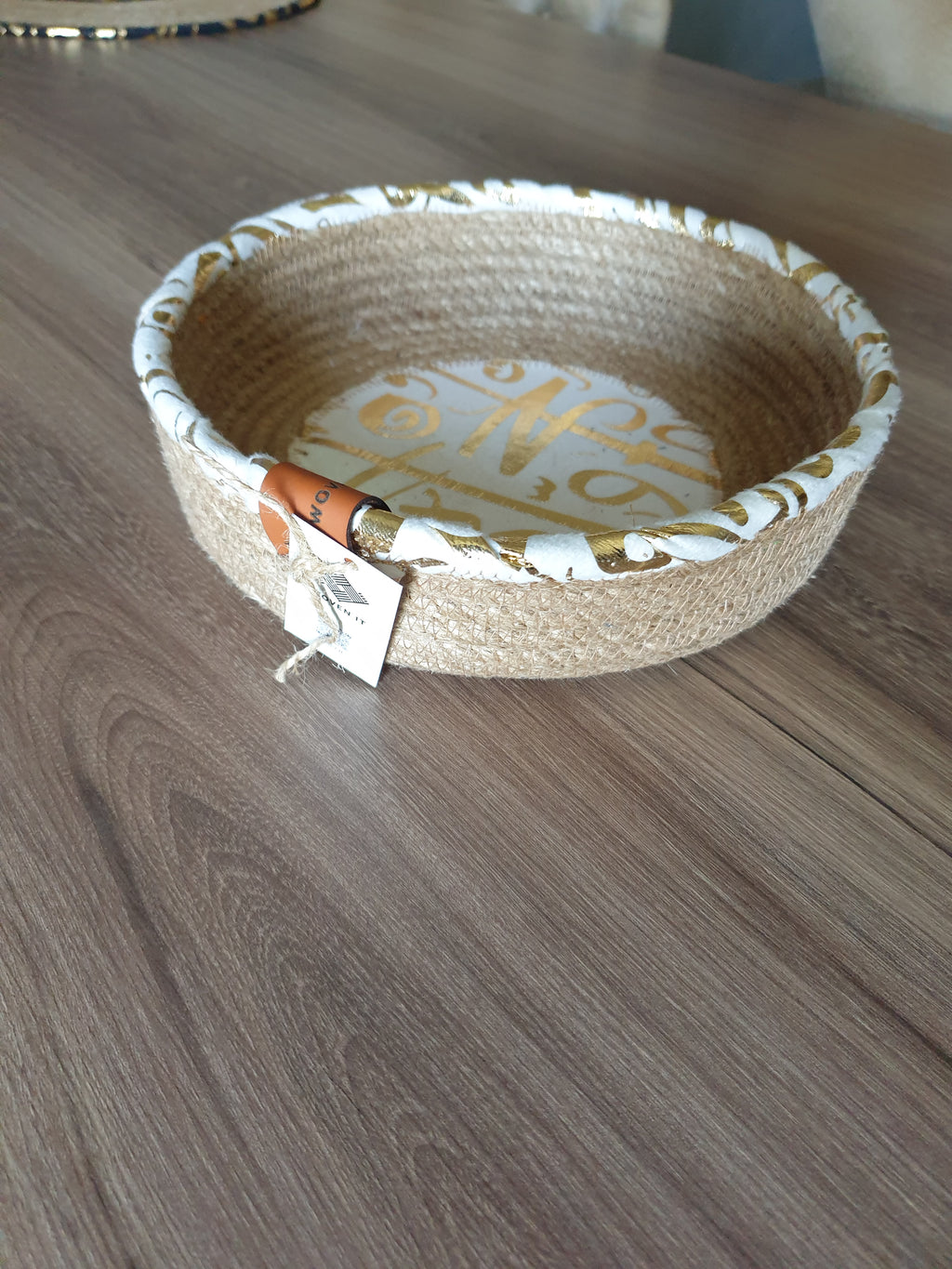 Ruvian Woven Plate – White & Jute