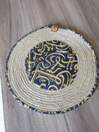 Luna Round Placemat – Black & Jute