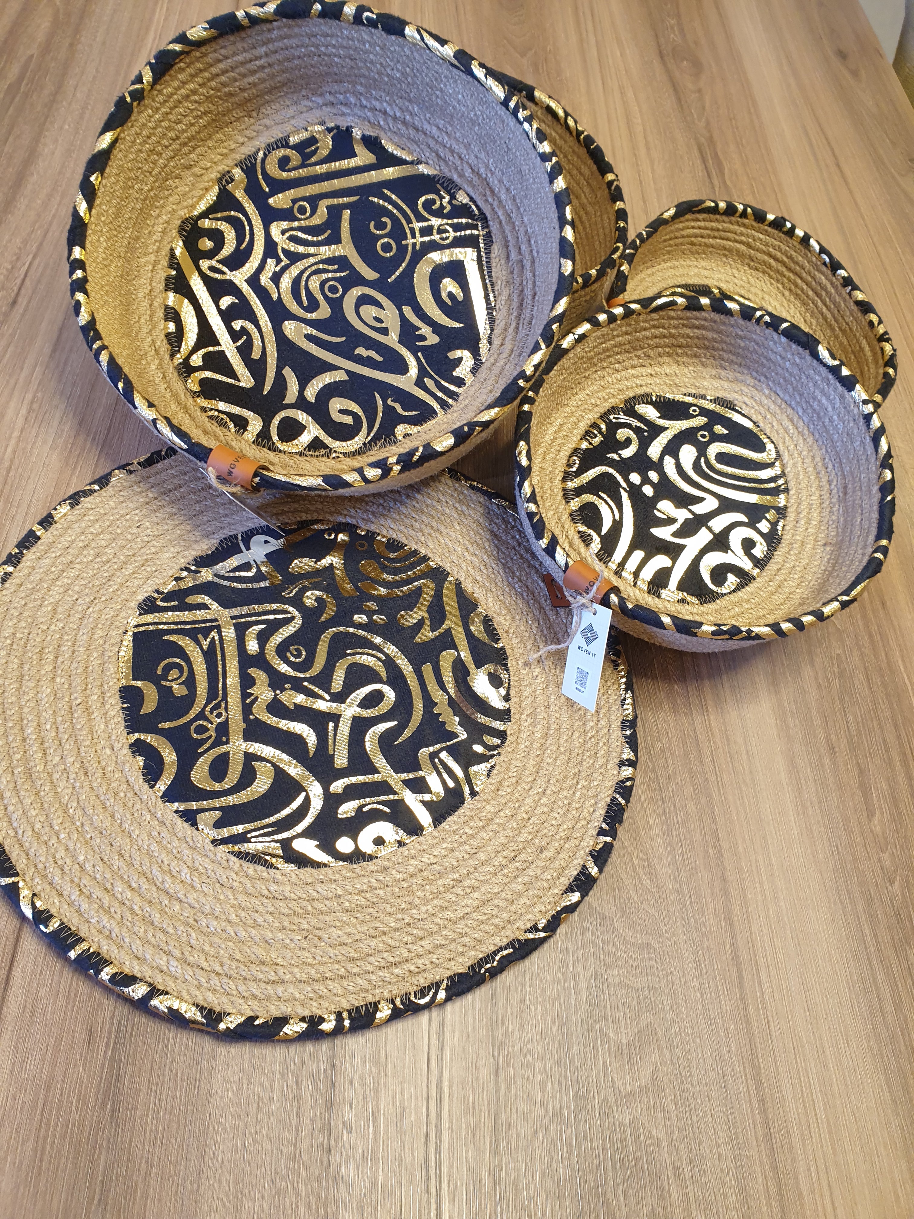 Ruvian Woven Plate – Black & Jute