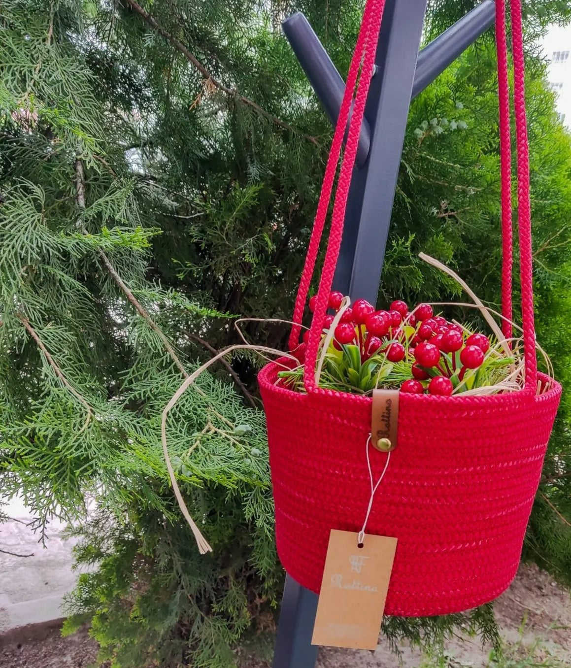 Lumo Hanging Basket