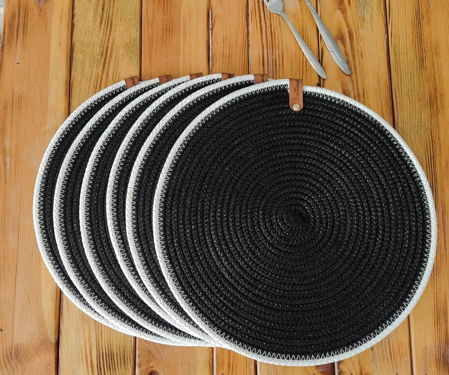 Zira Placemat