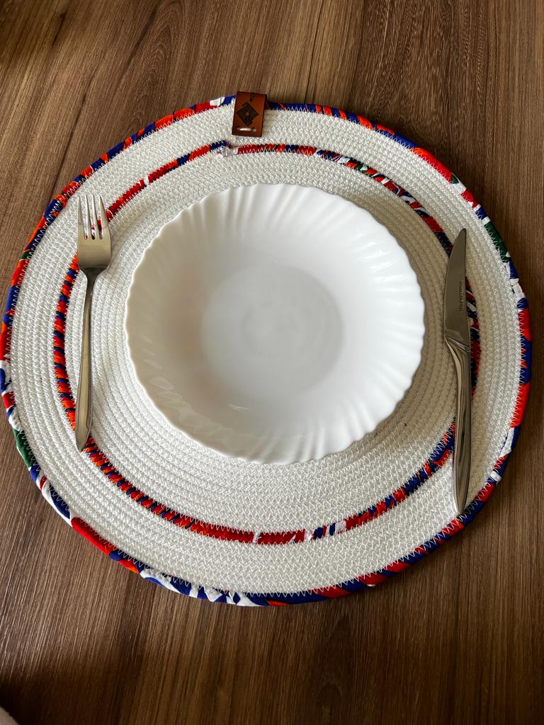 Ruvia Round Placemat