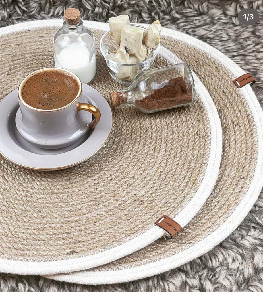 Elara Placemat