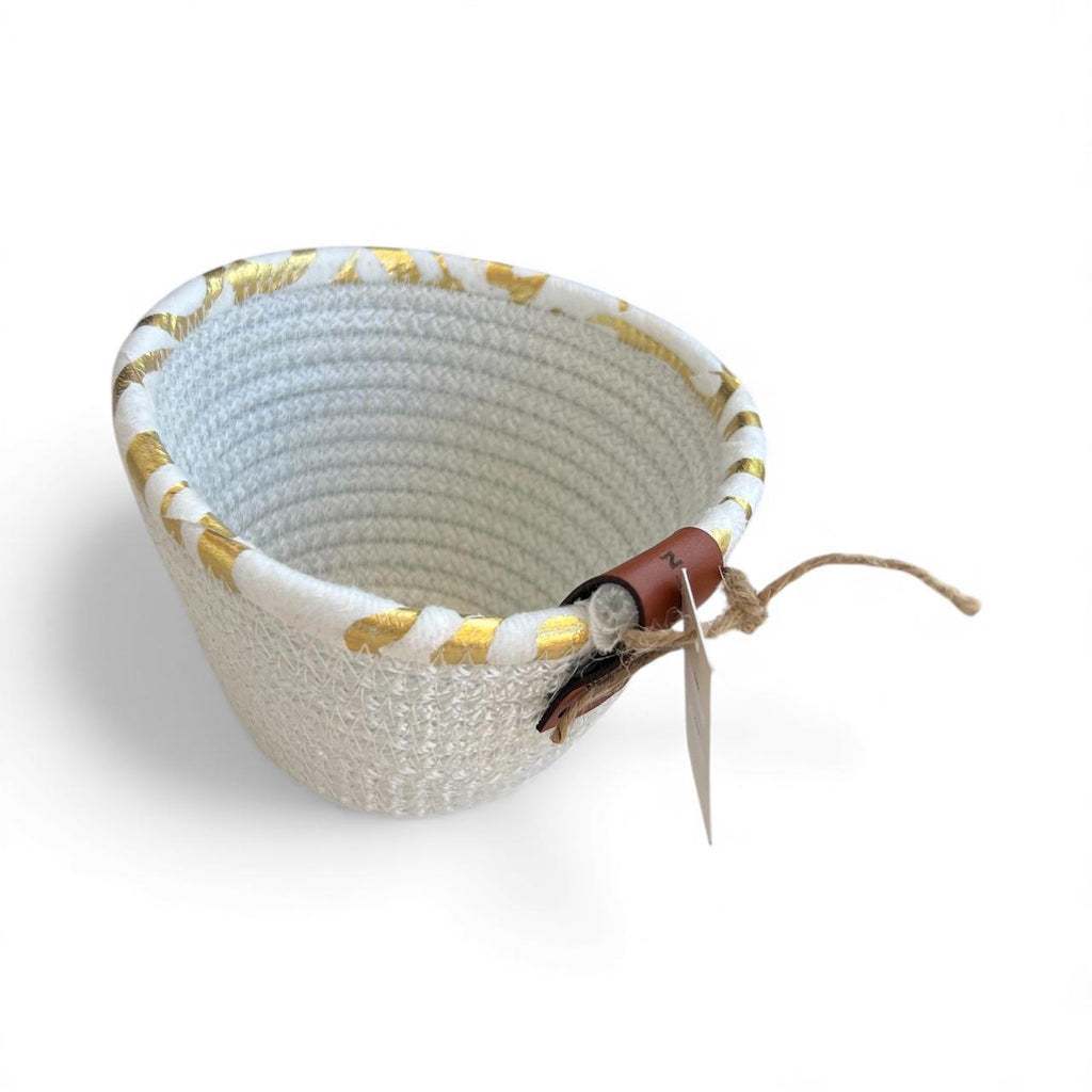 Zaya Woven Bowl – White & Gold
