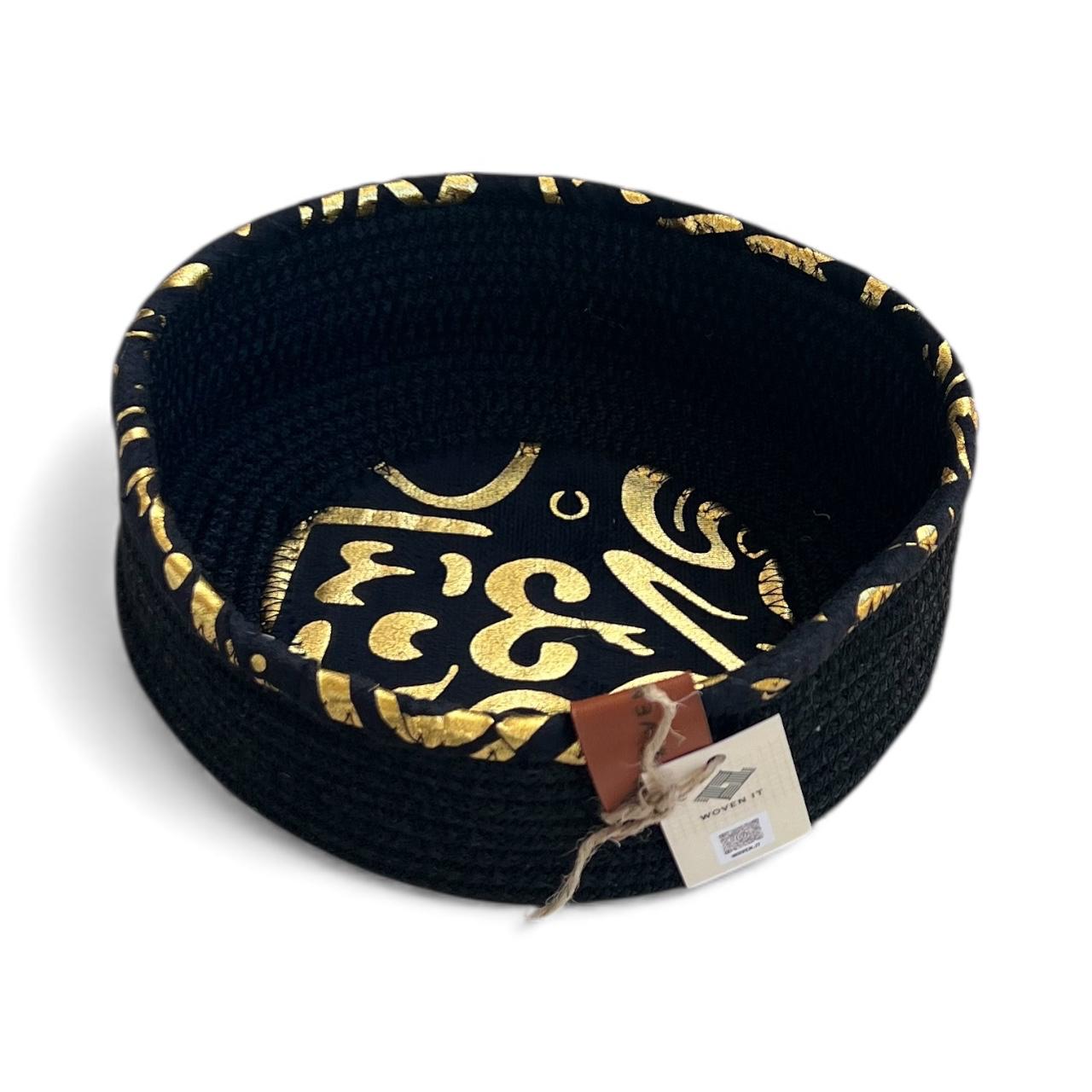 Ruvia Woven Plate – Black & Gold