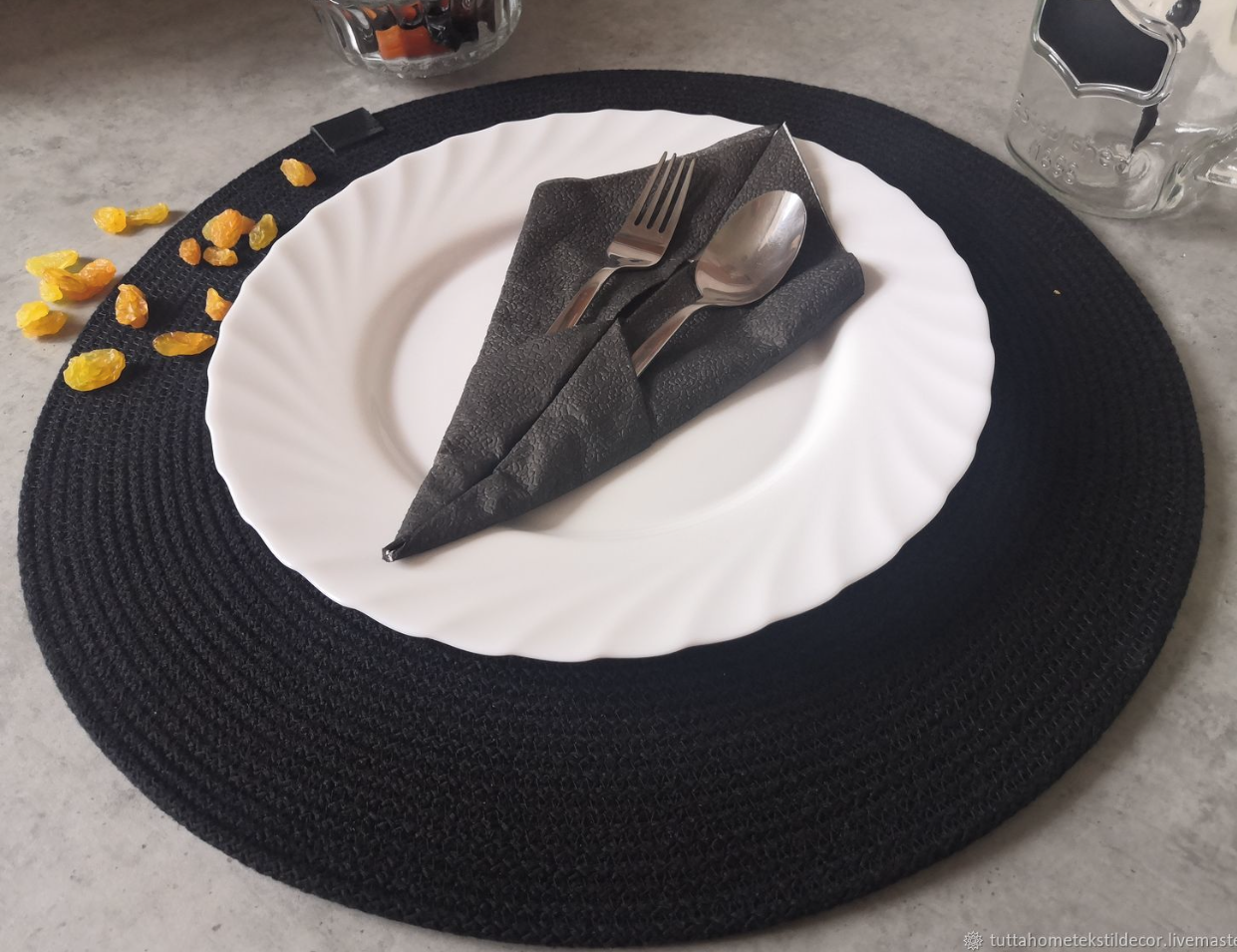 Vanta Placemat