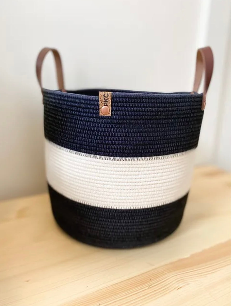 Nola Plant Pot