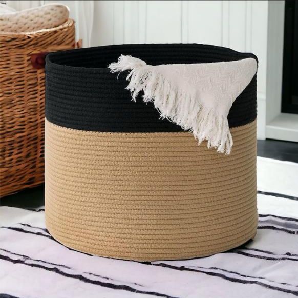 Sila Laundry Basket
